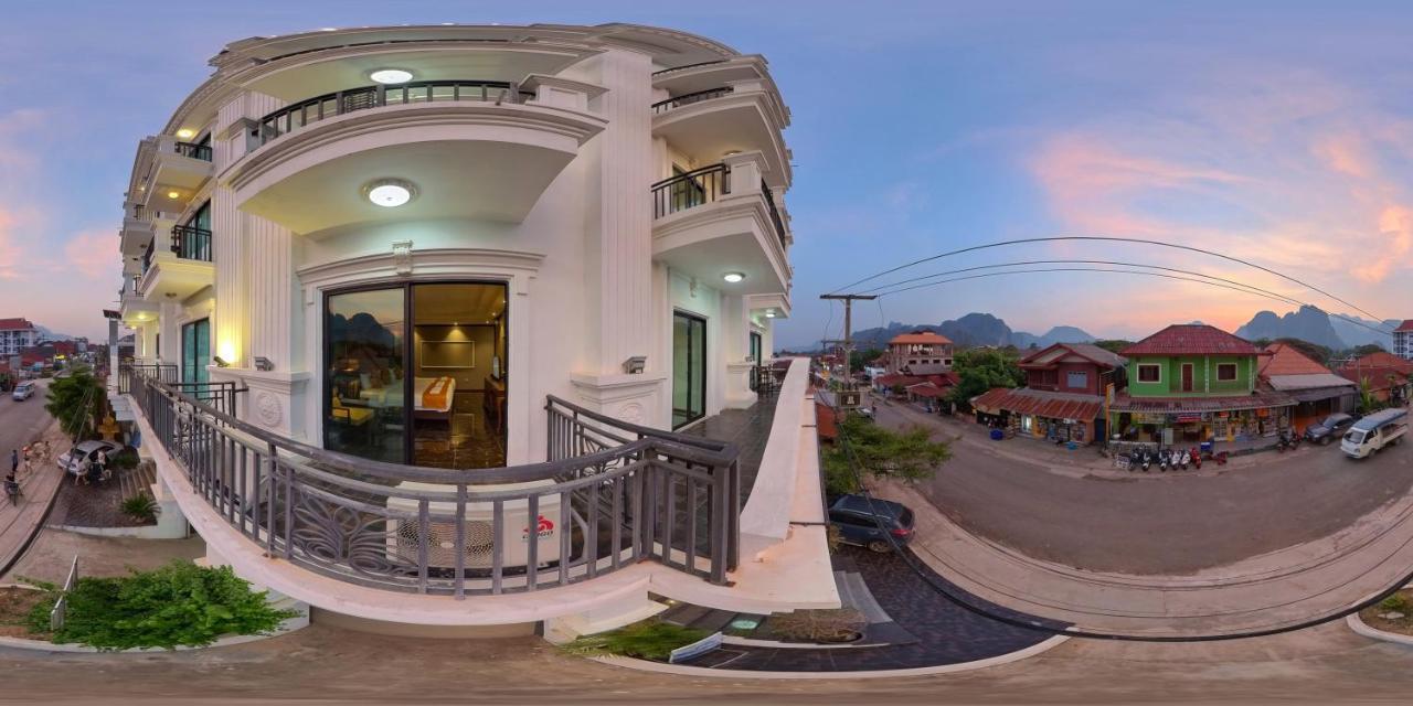 Confetti Garden Hotel Vang Vieng Esterno foto